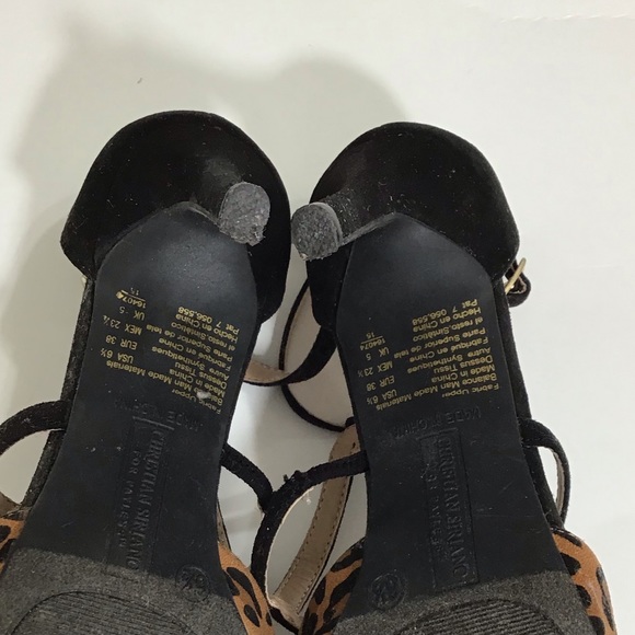 Christian Siriano Hydra Pointed Toe Cage Heel Pump - Picture 7 of 7